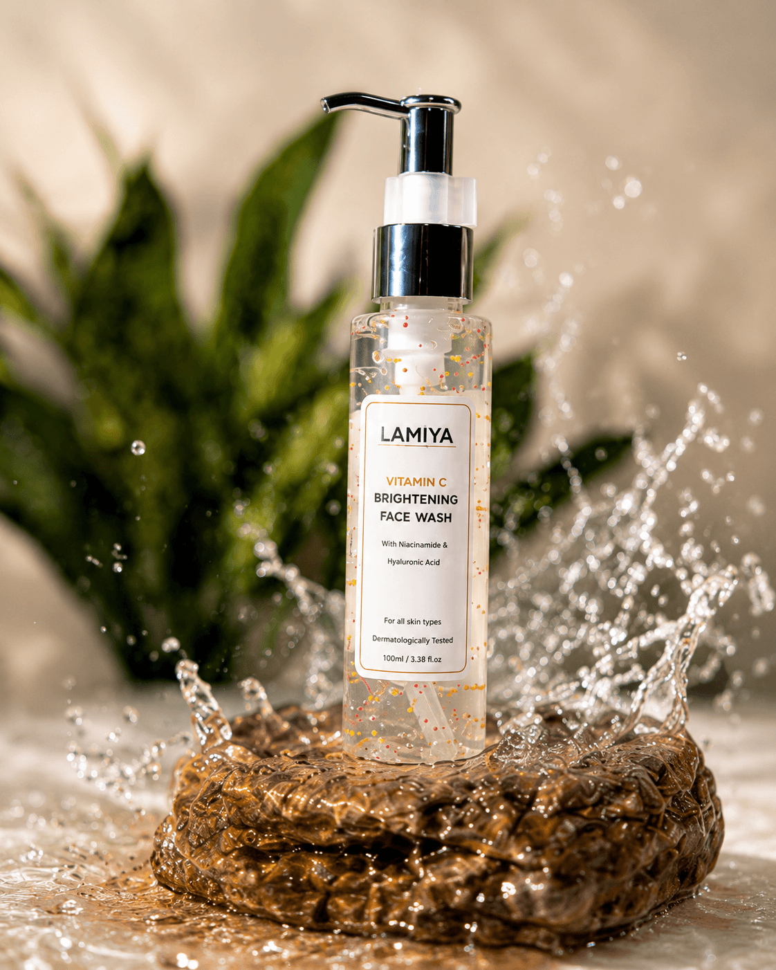 Lamiya Vitamin C Brightening Face Wash with Niacinamide & Hyaluronic Acid - 100ml — view 1